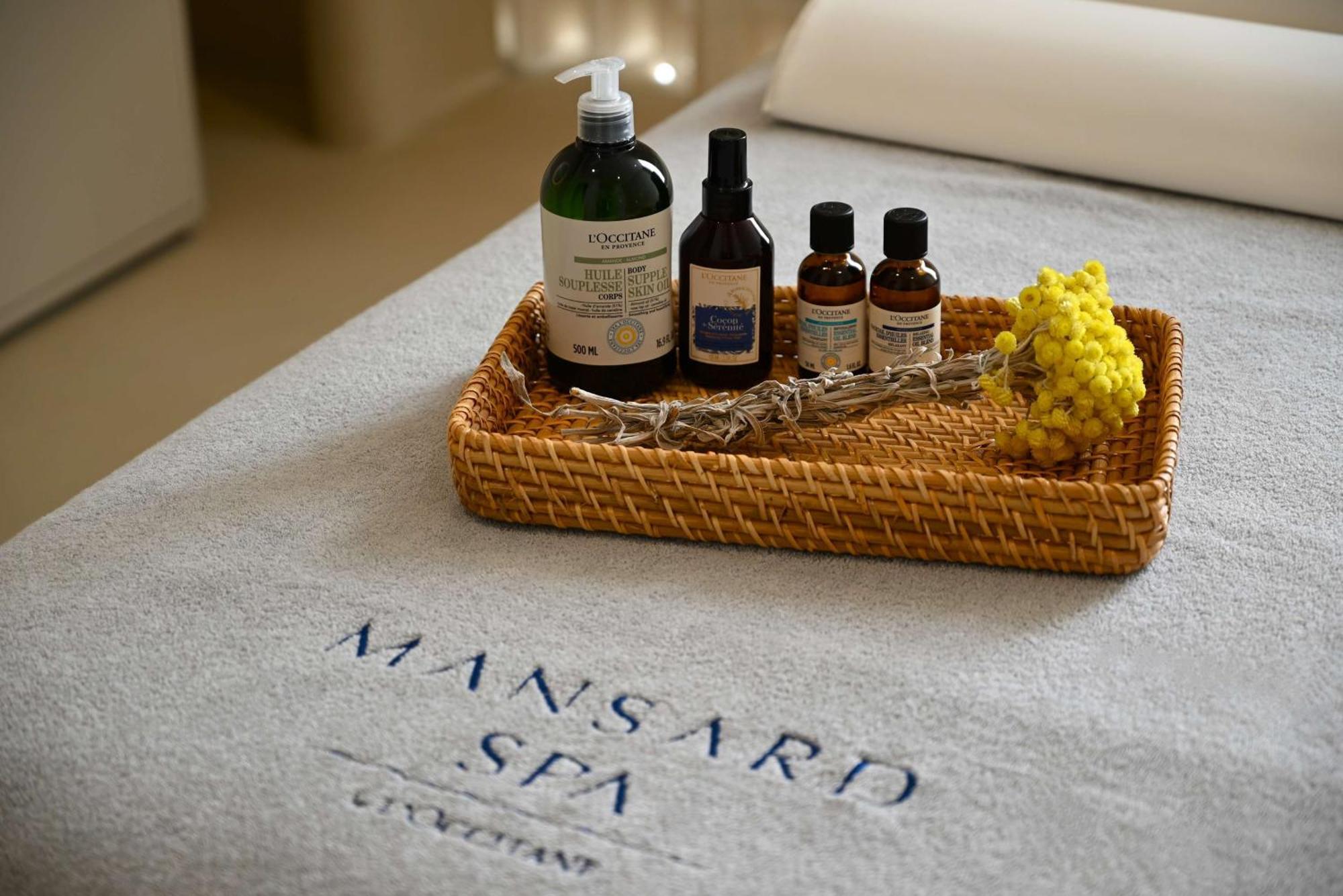 Mansard Riyadh, A Radisson Collection Hotel Exterior foto Spa products